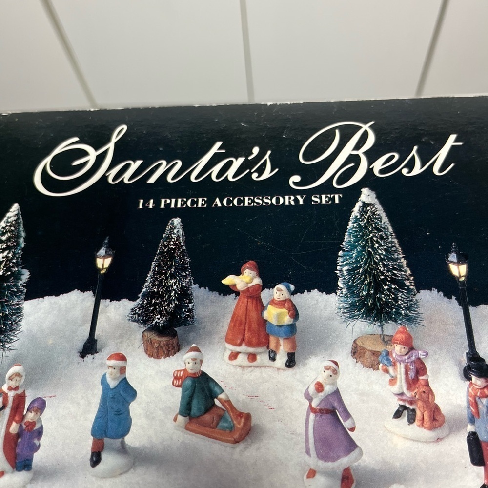 Santa’s Best Christmas Village Accessory Set 14 piece - Picture 9 of 9